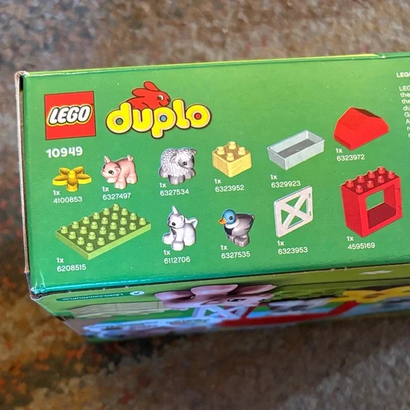 LEGO DUPLO Farm Animal Care Set - Red, Green, Yellow - Picture 3 of 9